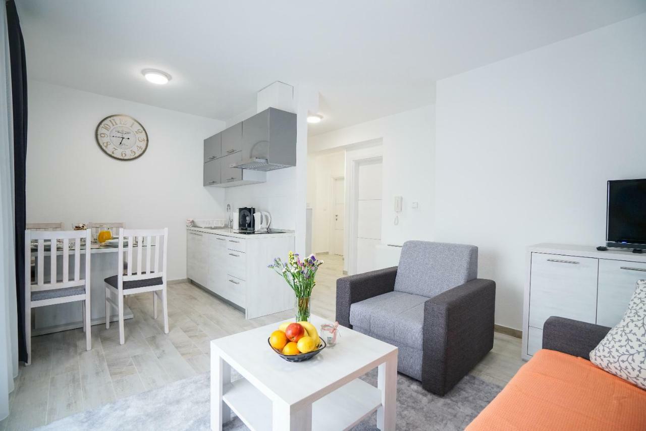 Apartmani Zupan Сукошан Екстер'єр фото