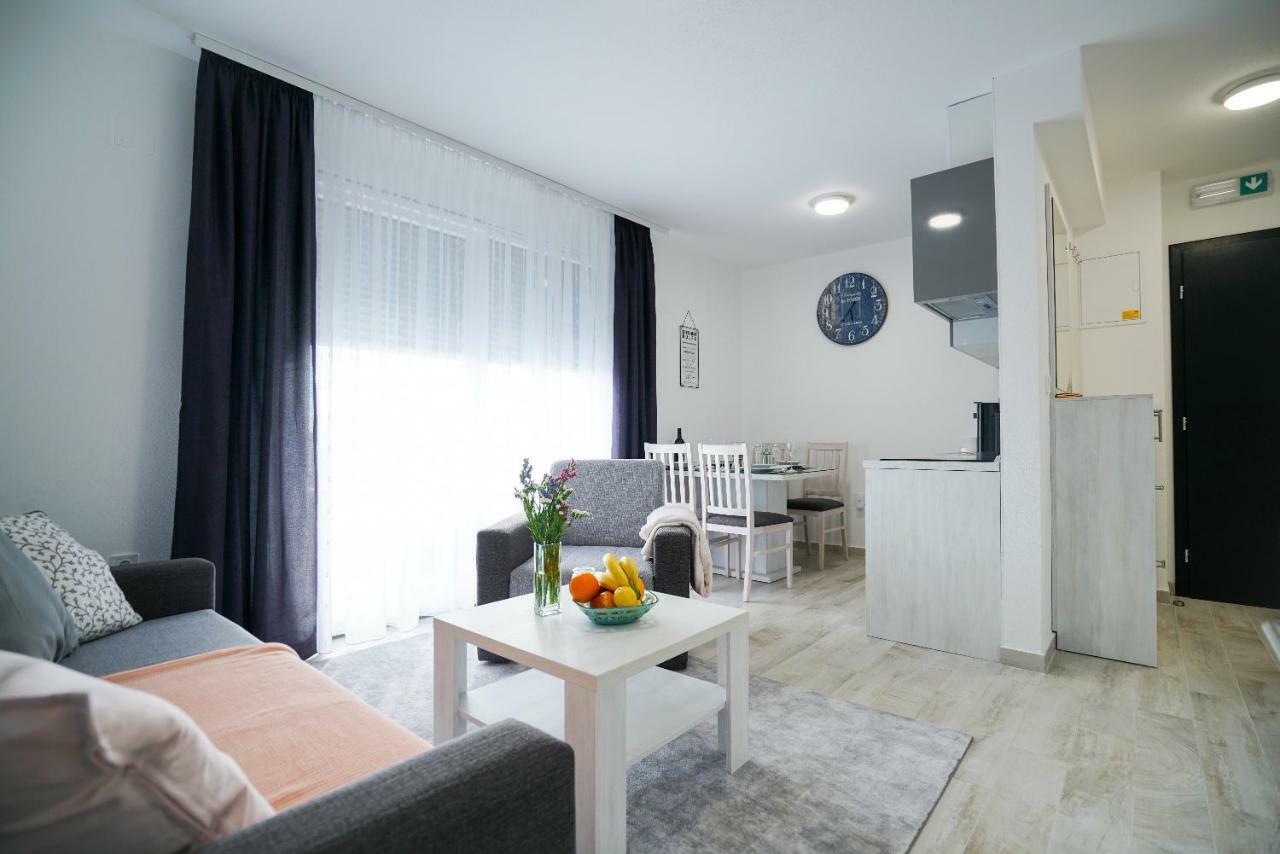 Apartmani Zupan Сукошан Екстер'єр фото