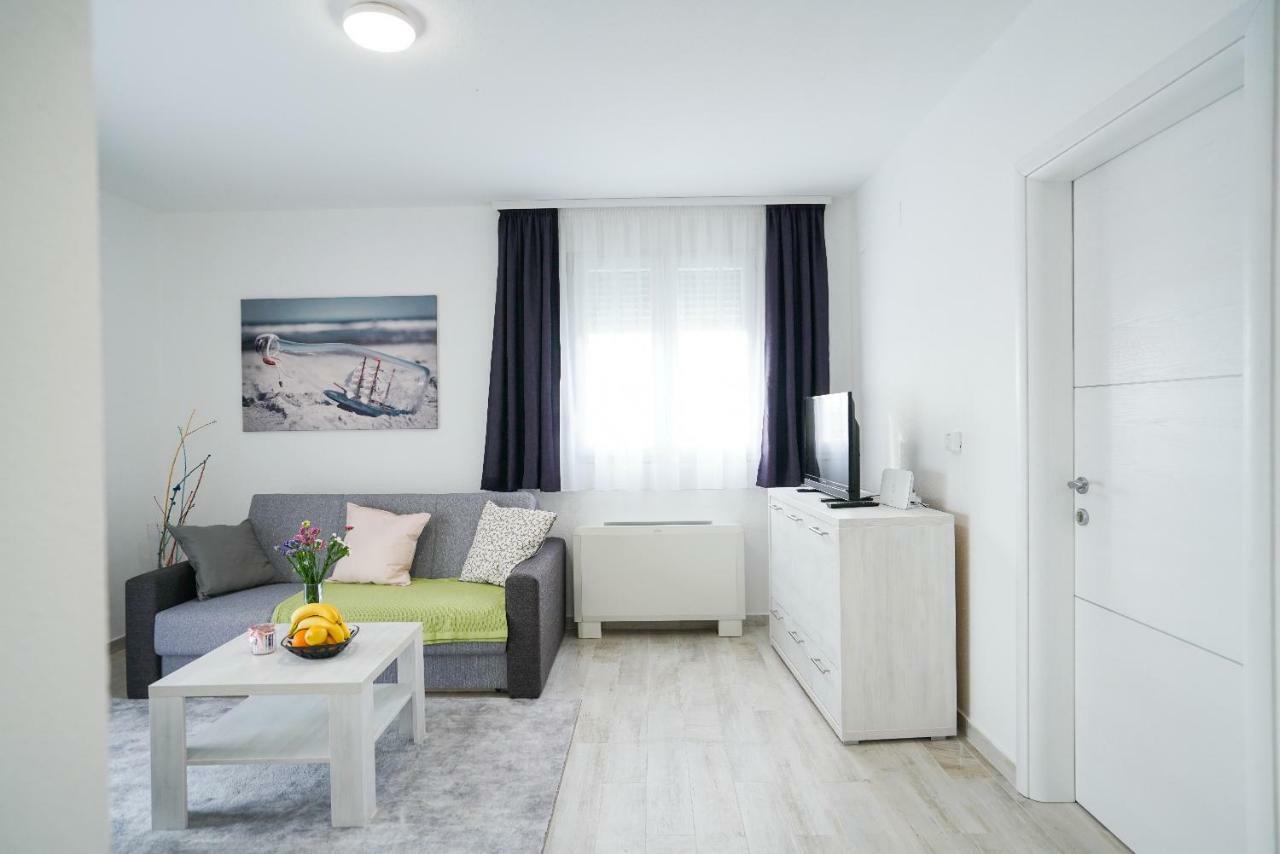 Apartmani Zupan Сукошан Екстер'єр фото